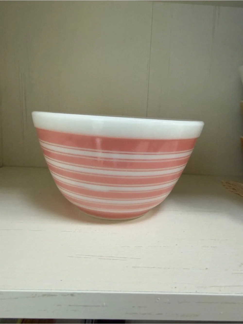 Pyrex 401 Pink Stripe Mixing Bowl